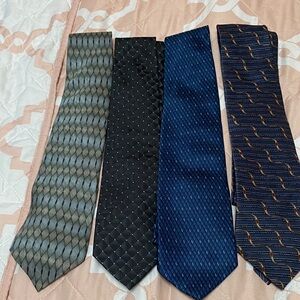 Set Of 4 Men’s Ties In Popular Styles And Colors.